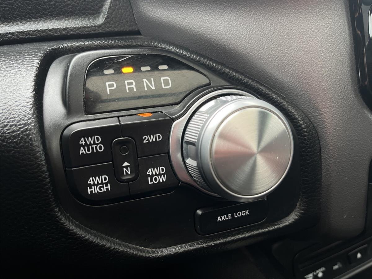 Dodge RAM 1500 Pick-up 5,7 l 291 kw