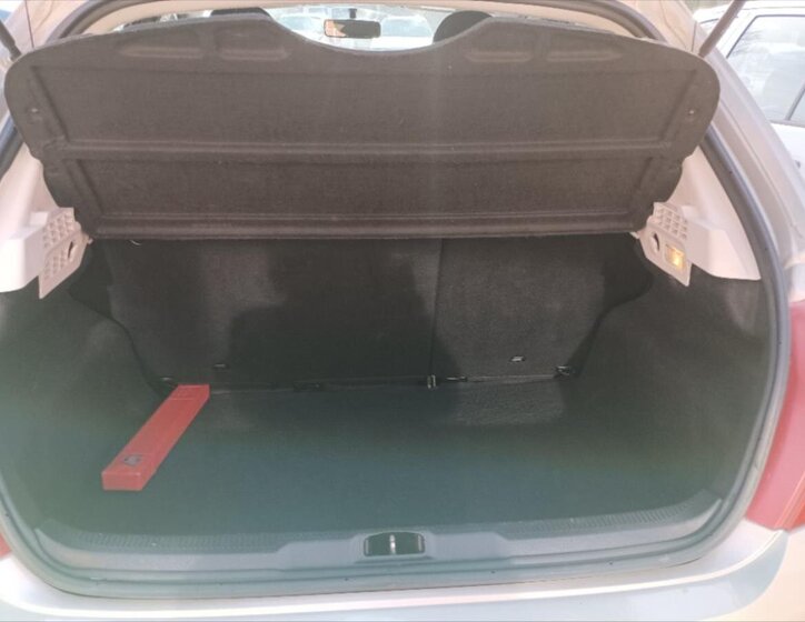 Peugeot 207 Hatchback 1,4 l 54 kw