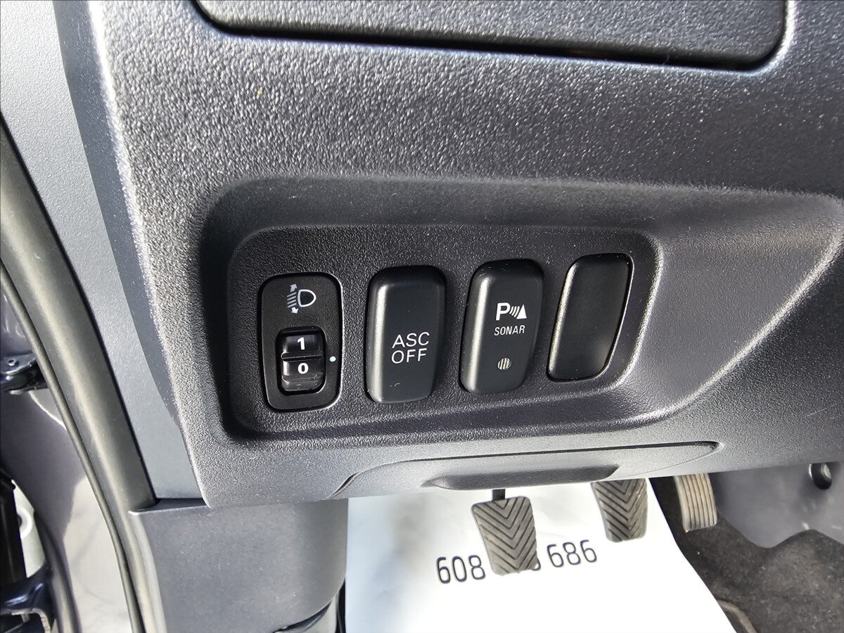 Mitsubishi Outlander SUV / Terénní 2,2 l 115 kw