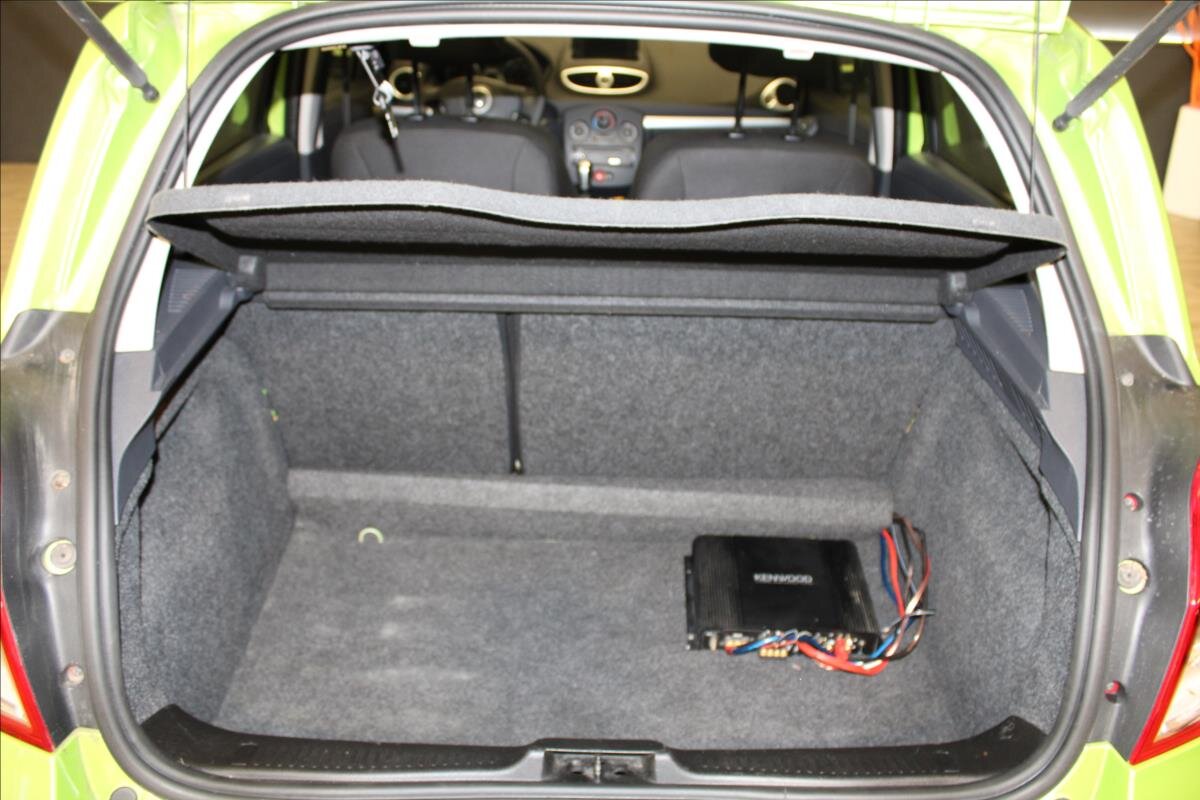 Renault Clio Hatchback 1,1 l 55 kw