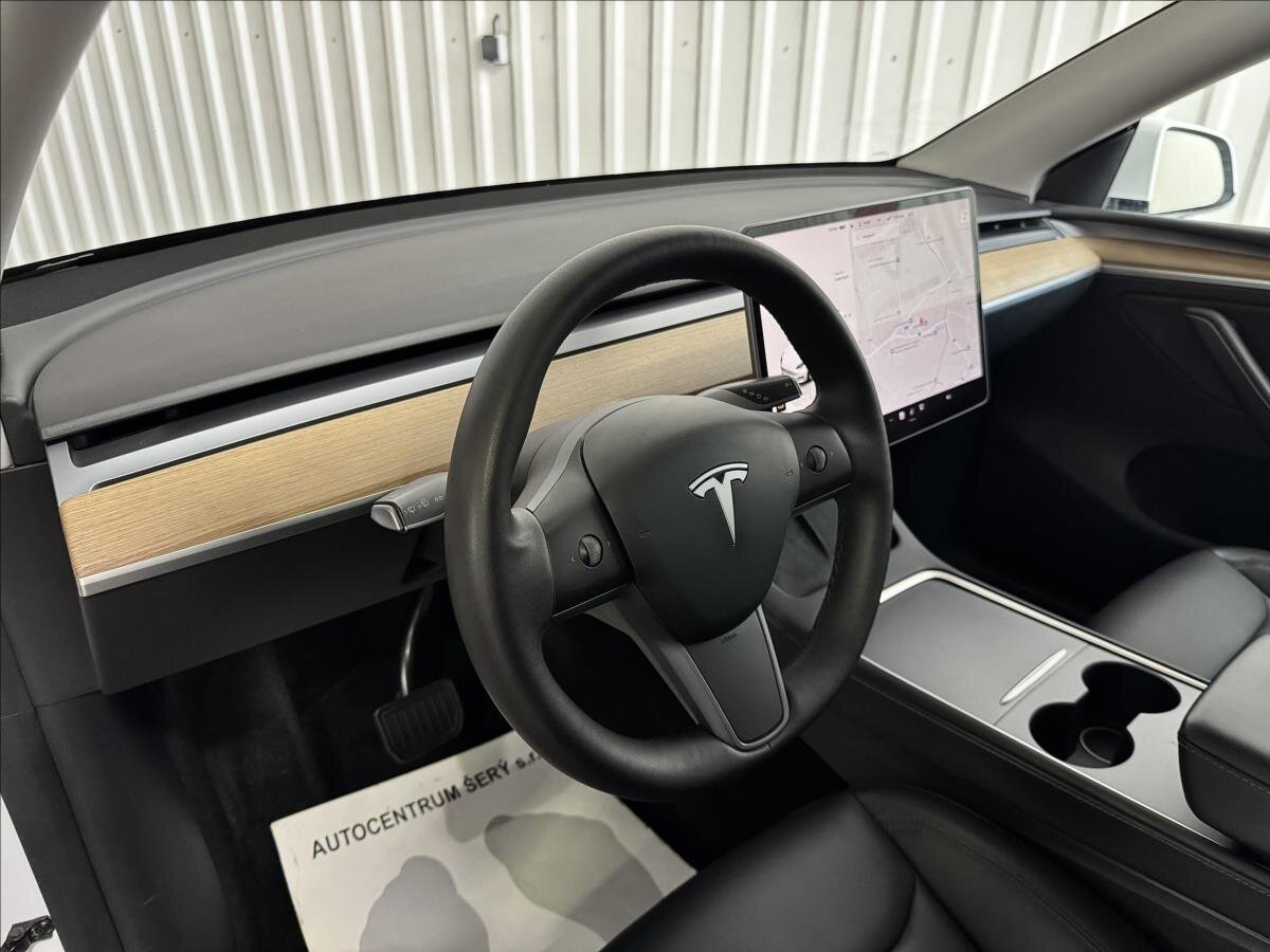 Tesla Model Y SUV 0,0 378 kw