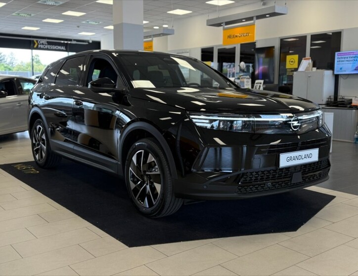 Opel Grandland 1