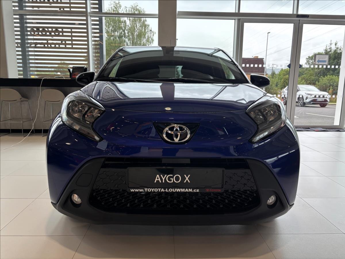 Toyota Aygo Hatchback 1,0 l 53 kw