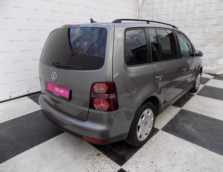 Volkswagen Touran Ostatní 2,0 l 103 kw