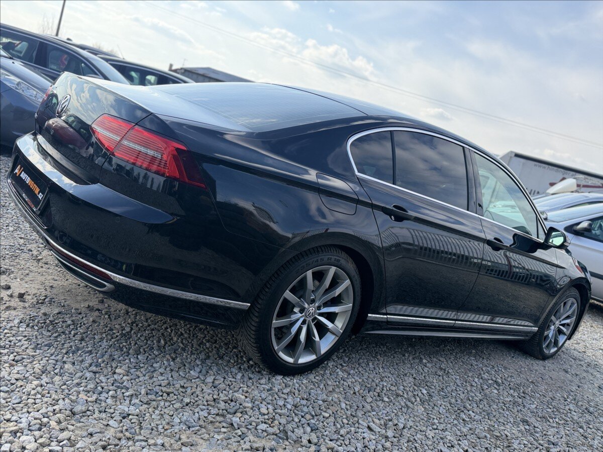 Volkswagen Passat Sedan / Limuzína 2,0 l 110 kw