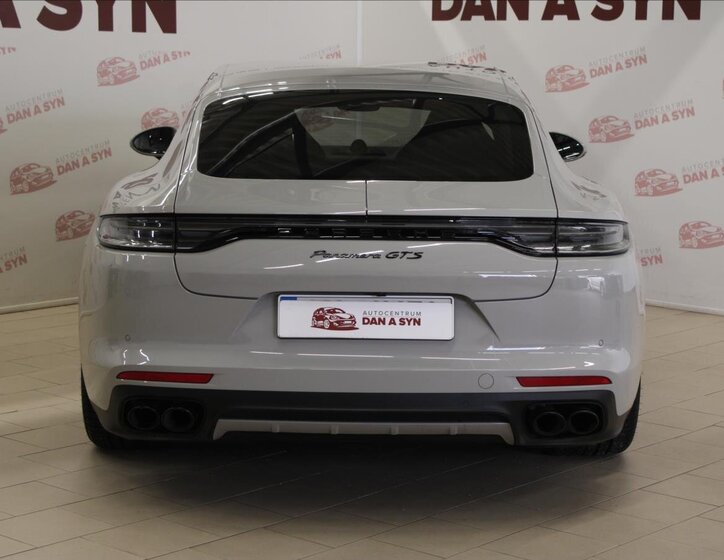 Porsche Panamera Hatchback 4,0 l 368 kw