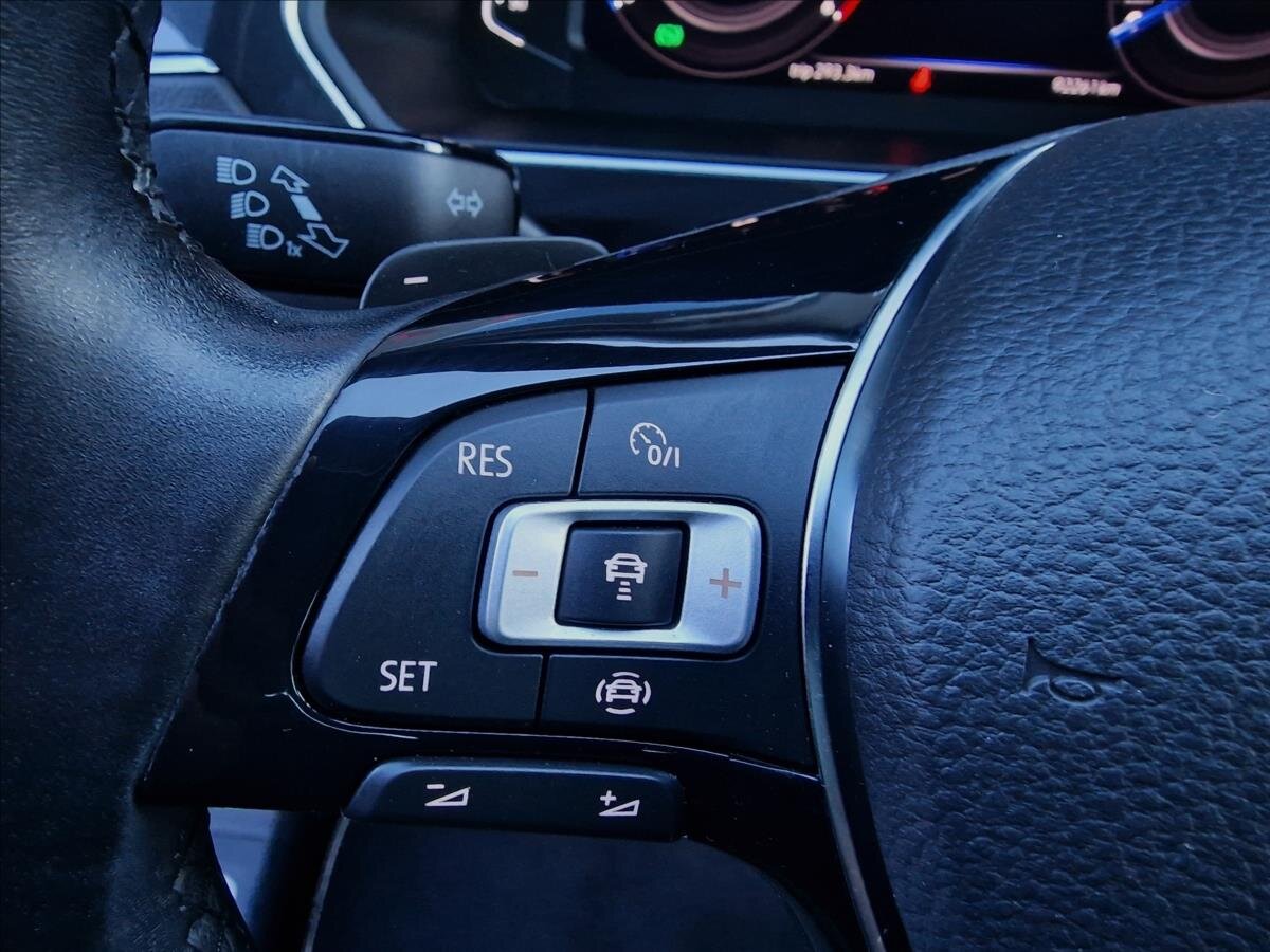 Volkswagen Tiguan SUV 2,0 l 110 kw