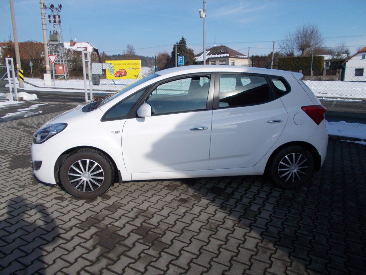 Hyundai ix20 MPV 1,6 l 91 kw