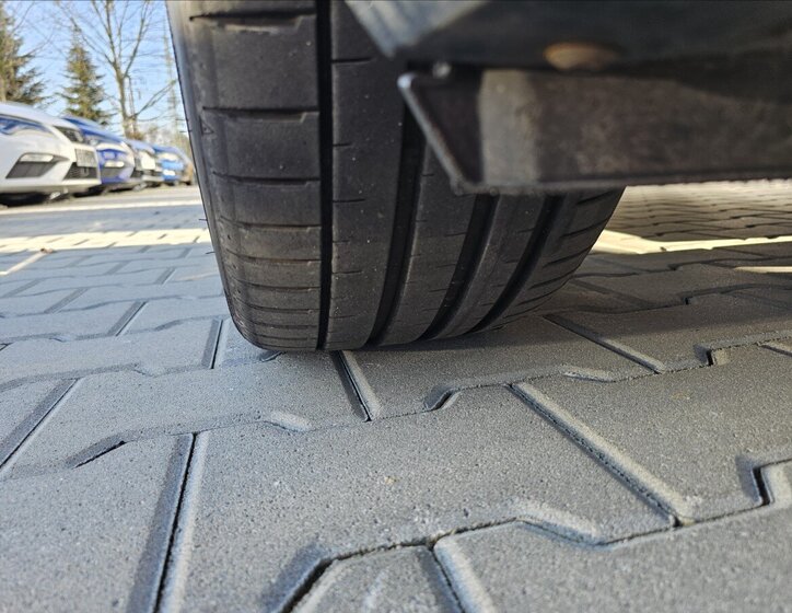 Škoda Superb Kombi 2,0 l 140 kw