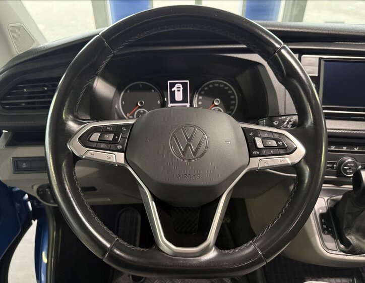 Volkswagen Caravelle 13