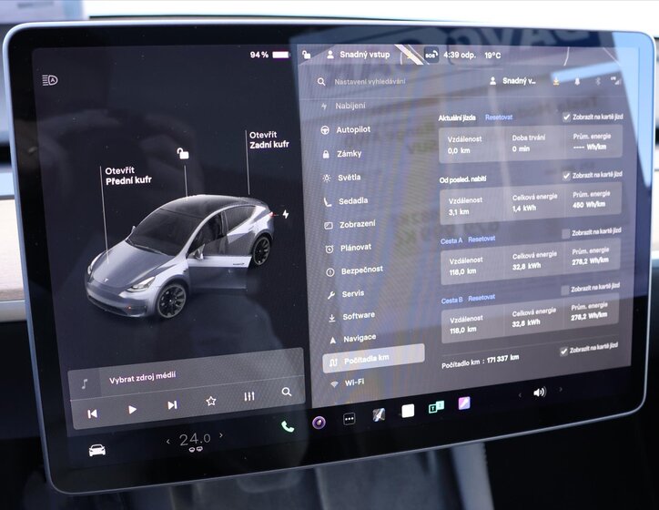 Tesla Model Y SUV / Terénní 0,0 258 kw