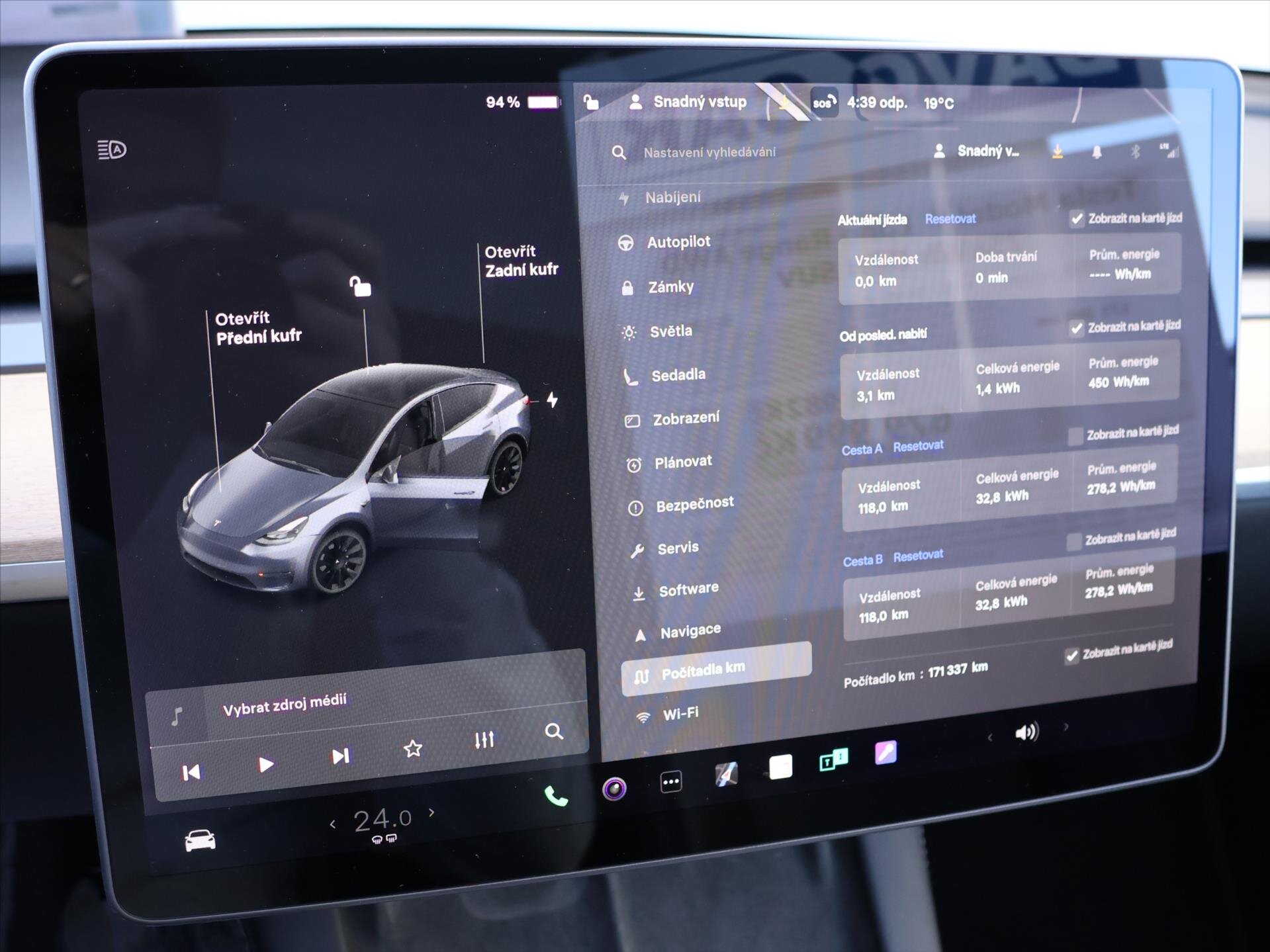 Tesla Model Y SUV / Terénní 0,0 258 kw