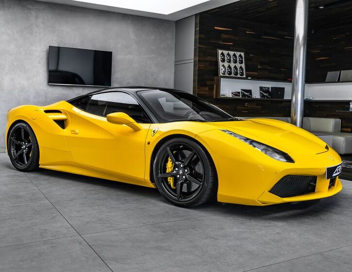 Ferrari 488 4