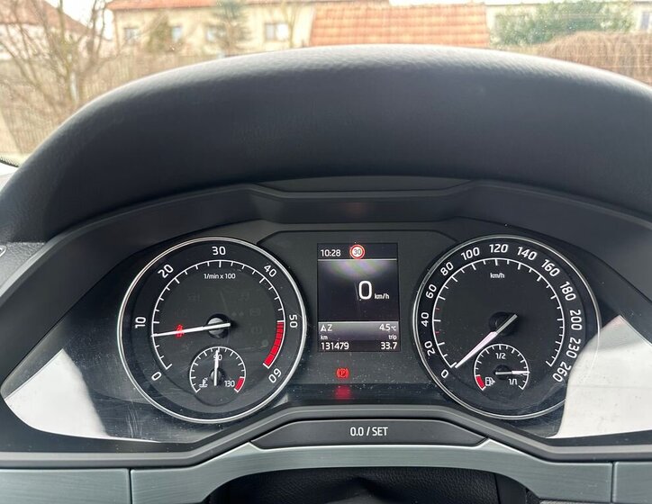 Škoda Superb Kombi 2,0 l 110 kw