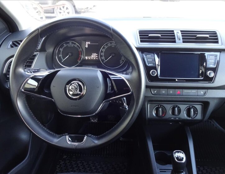 Škoda Fabia Hatchback 999,0 70 kw