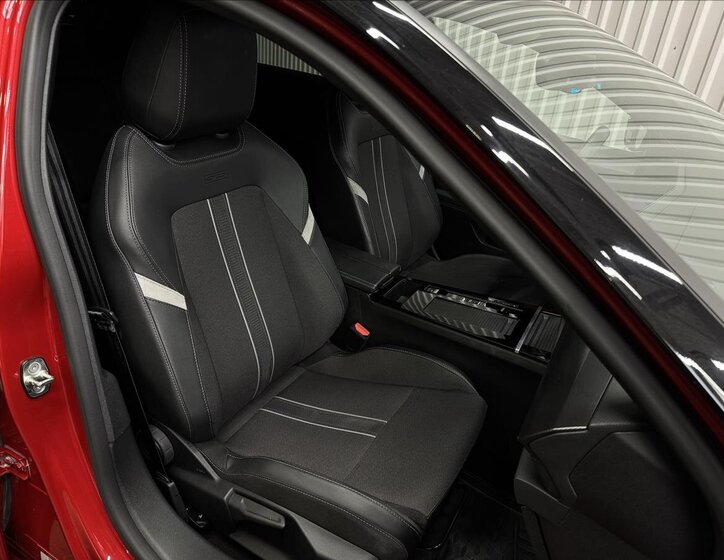 Opel Astra Hatchback 1,6 l 133 kw