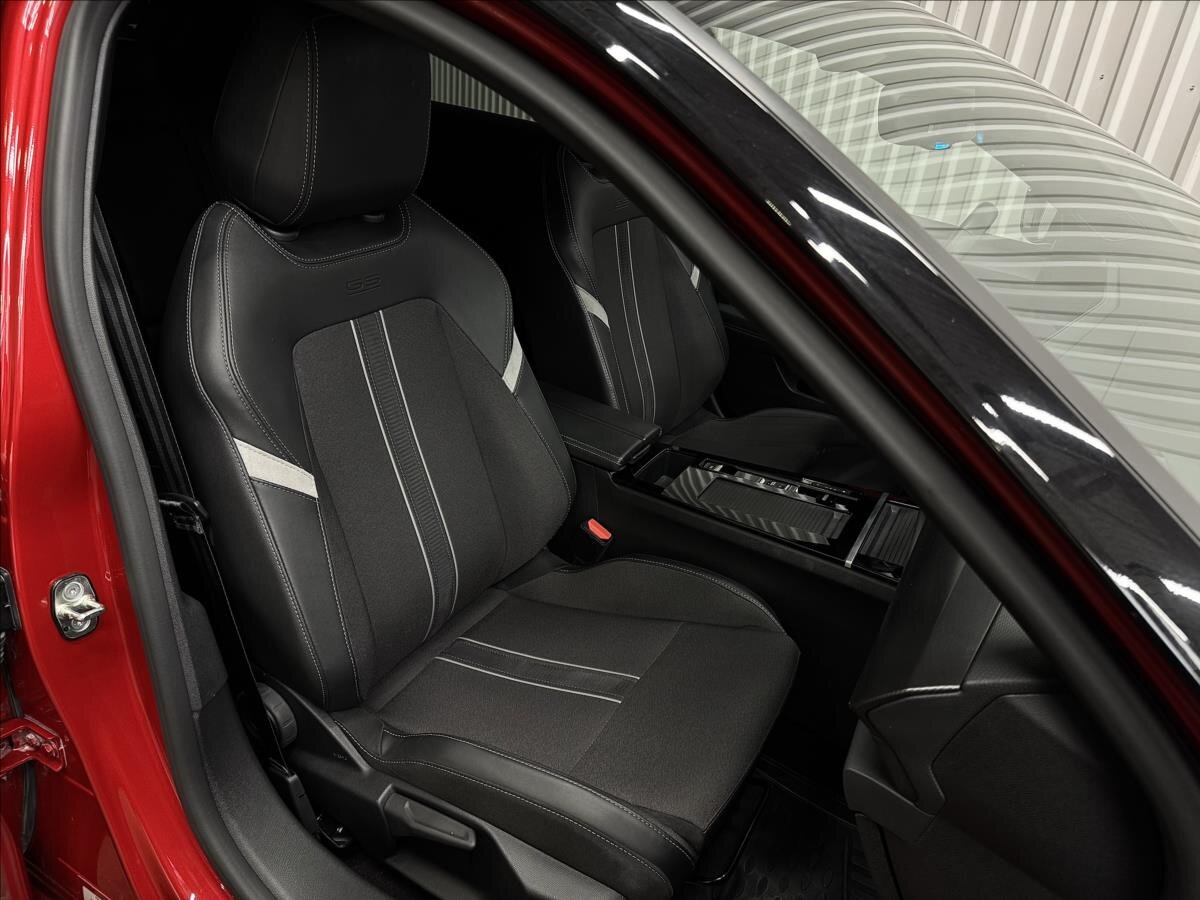 Opel Astra Hatchback 1,6 l 133 kw