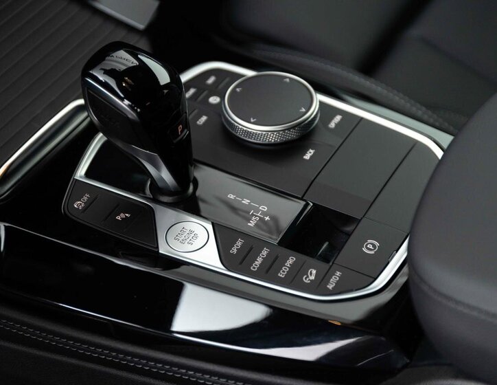 BMW X4 SUV / Terénní 2,0 l 140 kw