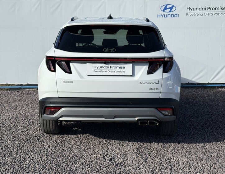 Hyundai Tucson SUV 1,6 l 185 kw
