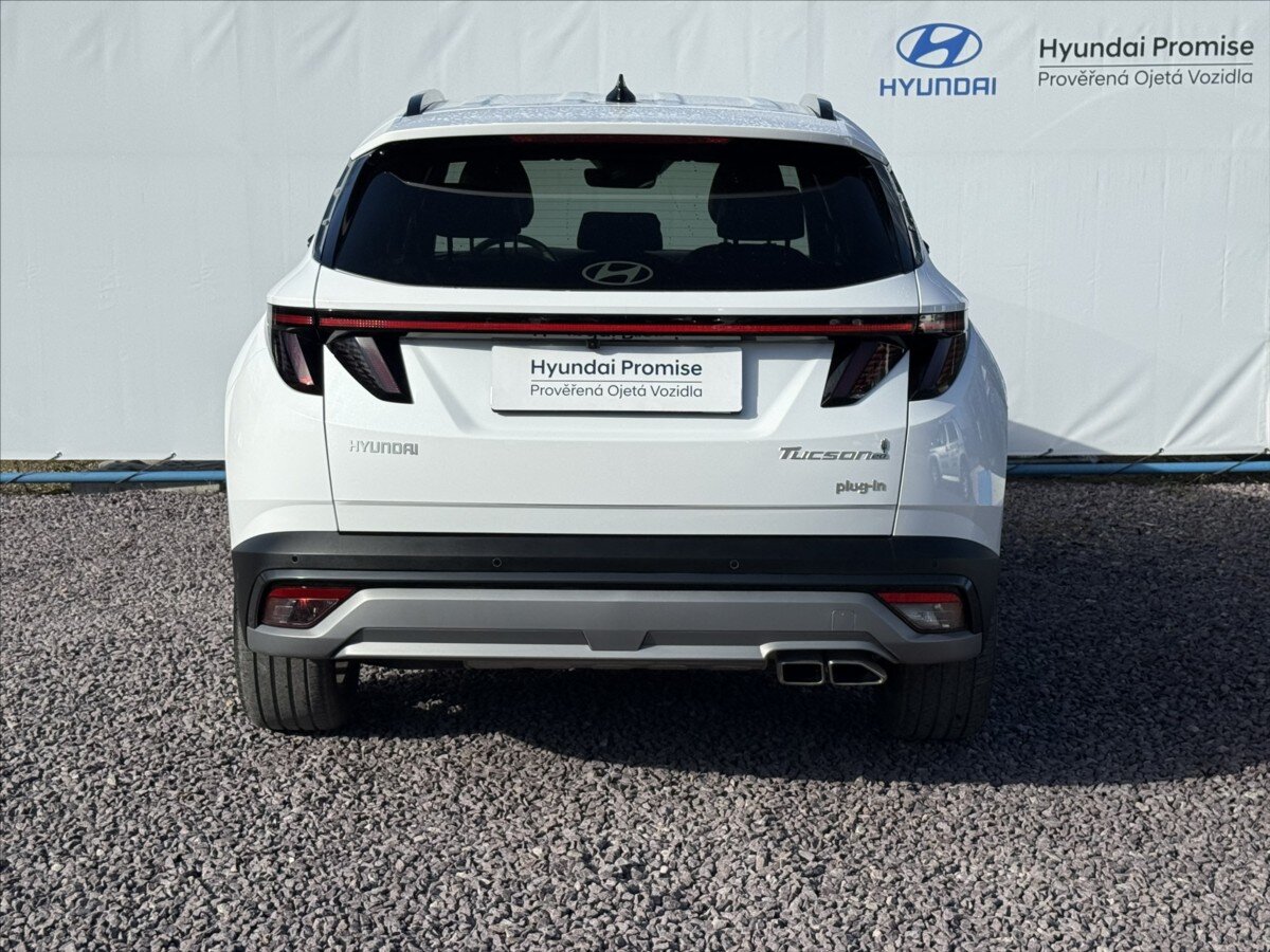 Hyundai Tucson SUV 1,6 l 185 kw