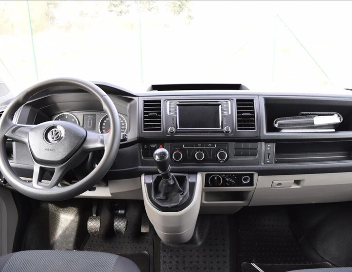 Volkswagen Transporter Kombi 2,0 l 110 kw