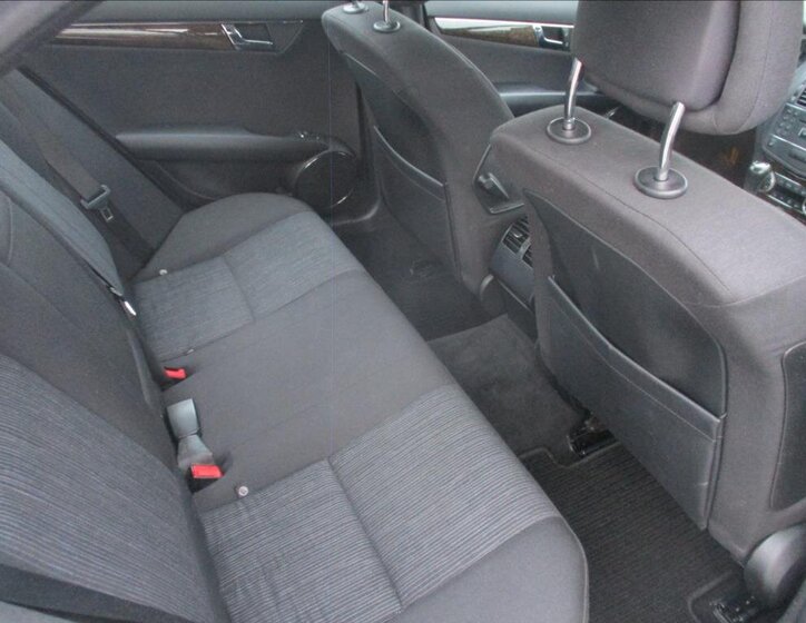 Mercedes-Benz Třídy C Sedan / Limuzína 1,8 l 115 kw