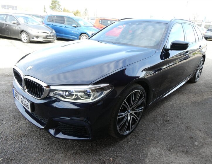 BMW Řada 5 Kombi 3,0 l 235 kw
