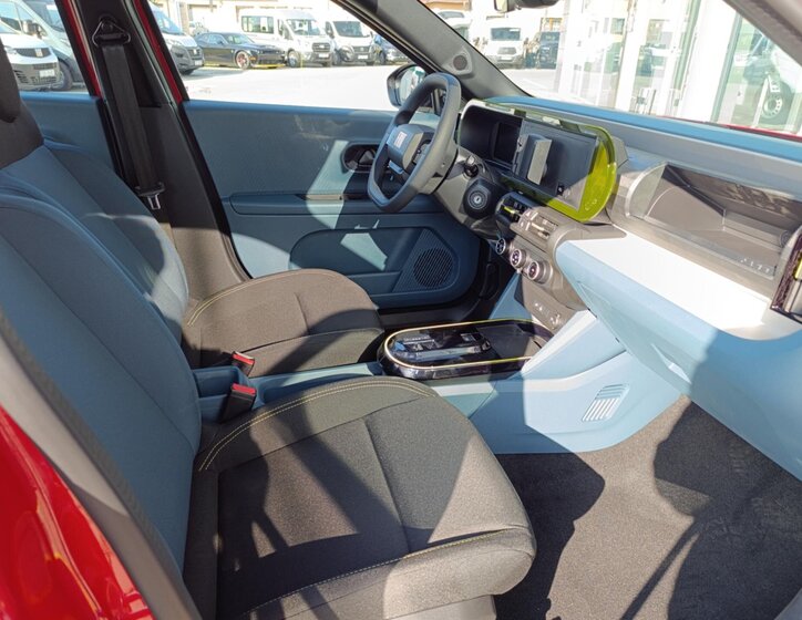 Fiat Grande Panda Hatchback 1,2 l 81 kw