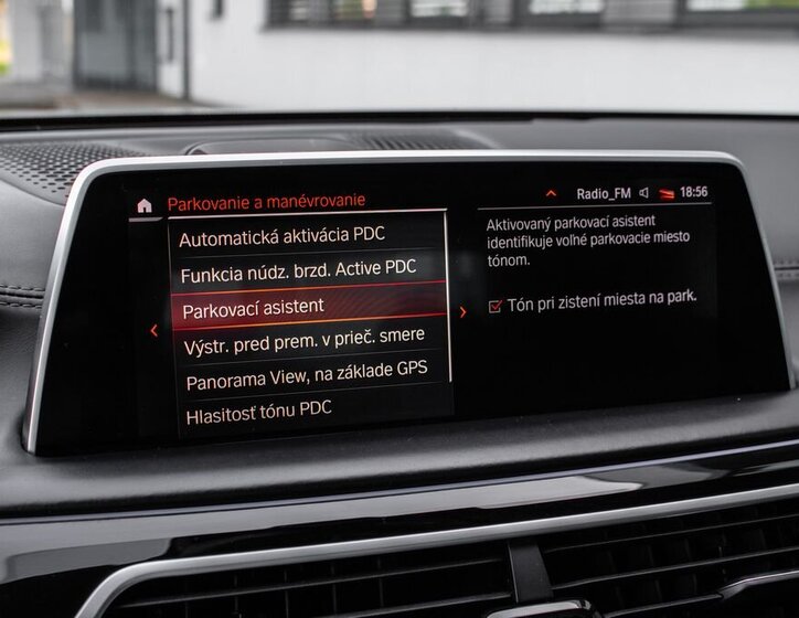 BMW Řada 7 Sedan 3,0 l 294 kw