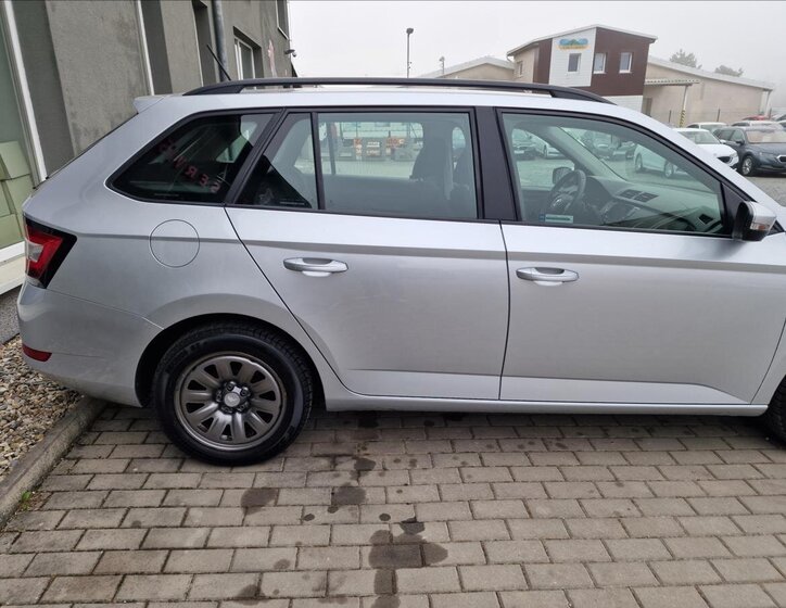Škoda Fabia Kombi 999,0 70 kw