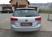 Volkswagen Passat Kombi 2,0 l 110 kw