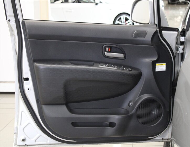 KIA Carens MPV 2,0 l 103 kw