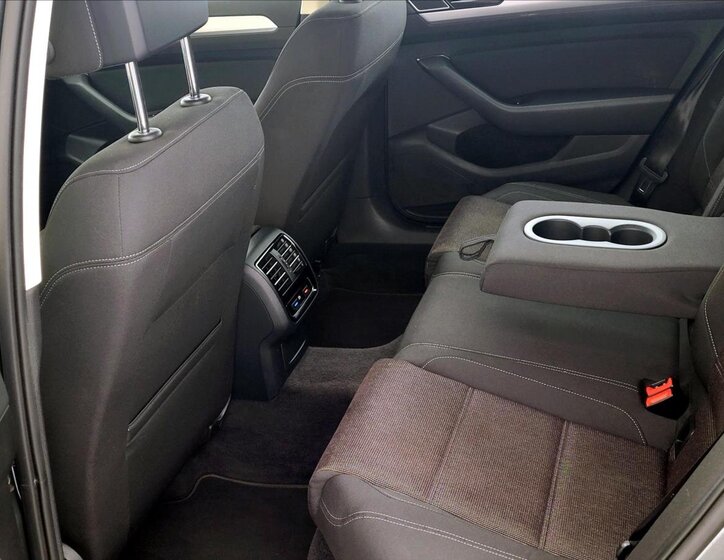 Volkswagen Passat Kombi 1,6 l 88 kw