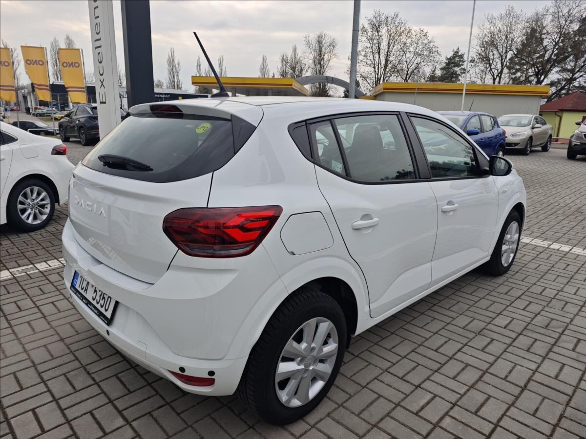 Dacia Sandero Hatchback 999,0 67 kw