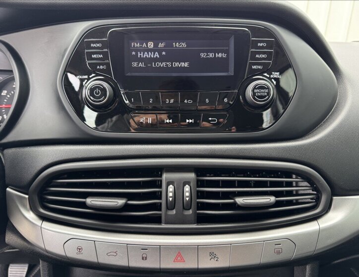 Fiat Tipo Sedan / Limuzína 1,4 l 70 kw