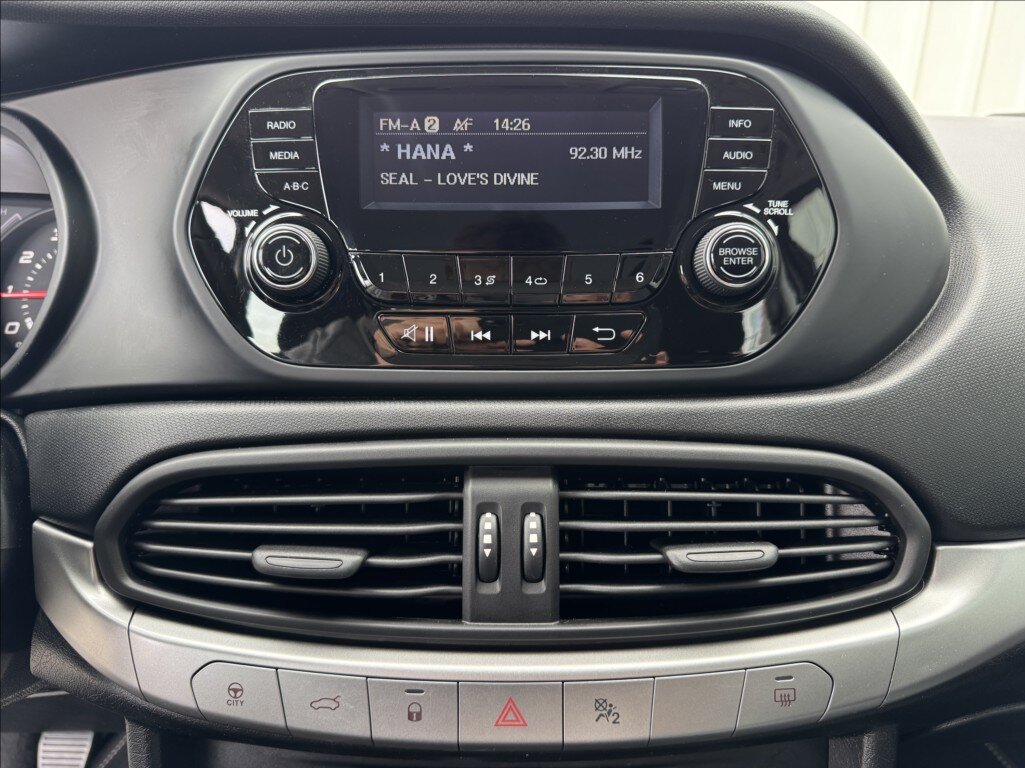 Fiat Tipo Sedan / Limuzína 1,4 l 70 kw