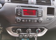 KIA Rio 12