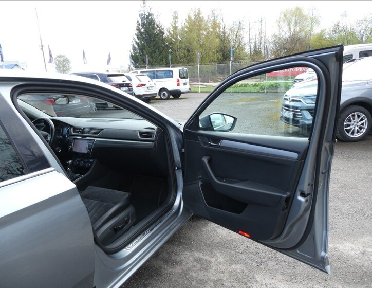 Škoda Superb Liftback 2,0 l 110 kw