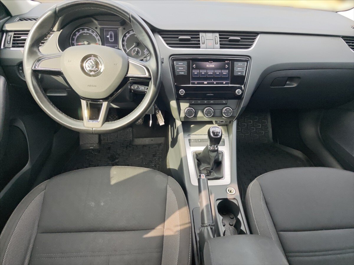 Škoda Octavia Kombi 2,0 l 110 kw