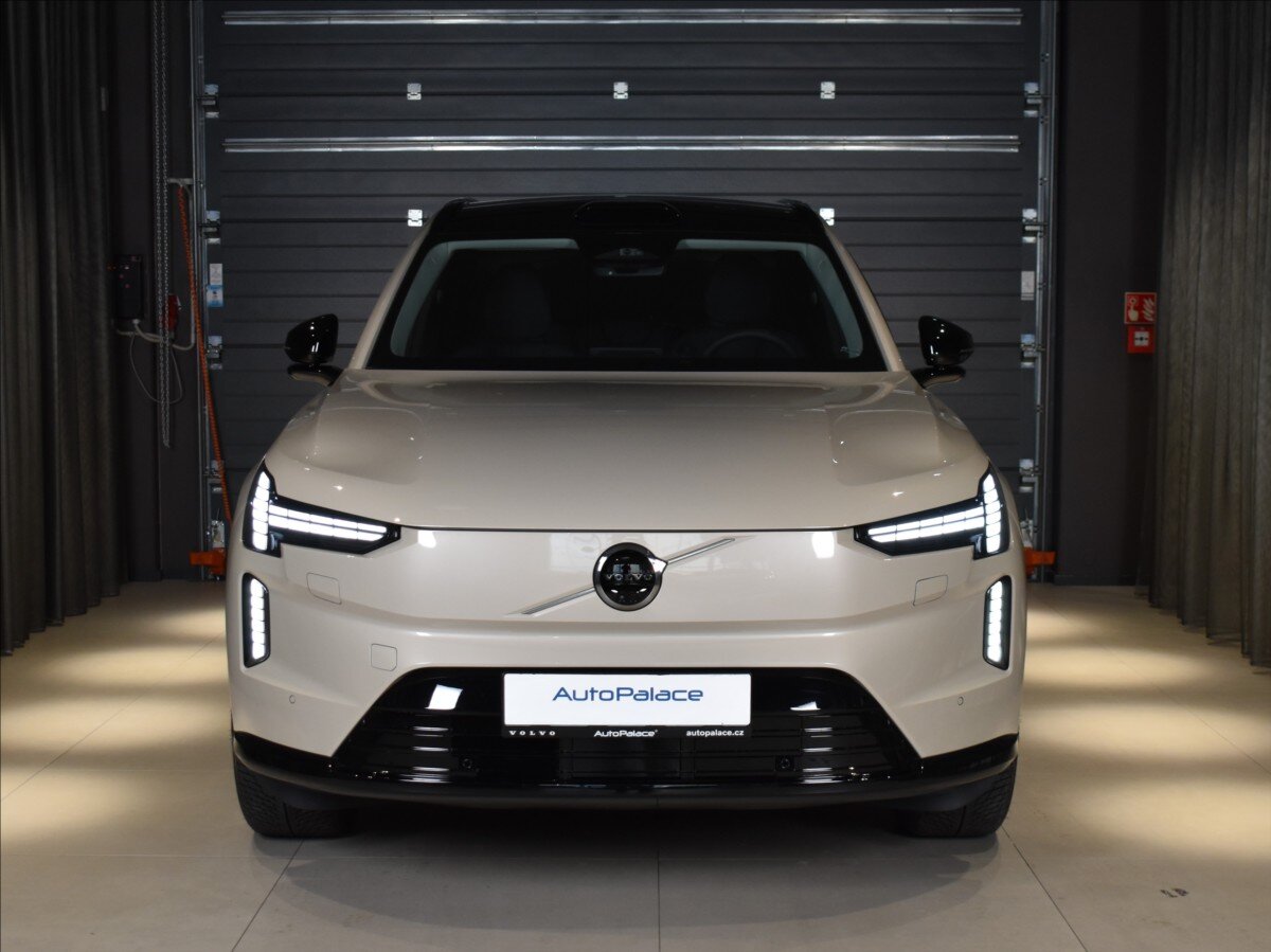Volvo EX90 SUV / Terénní 0,0 380 kw
