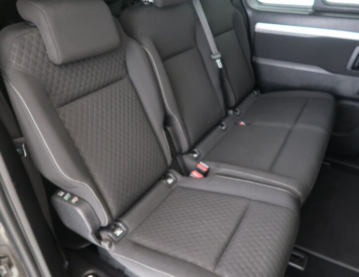 Opel Zafira MPV 1,5 l 88 kw