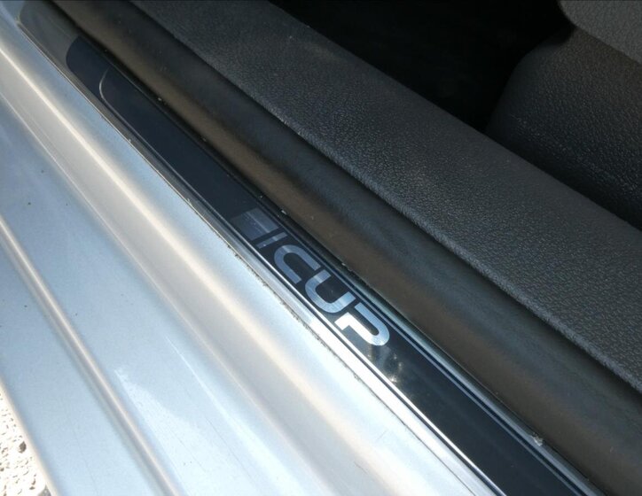 Volkswagen Touran MPV 1,4 l 103 kw