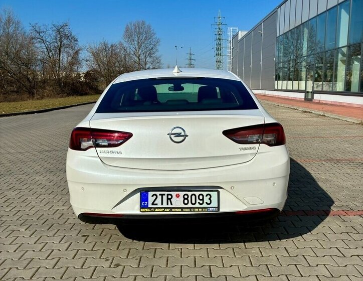 Opel Insignia Sedan / Limuzína 0,0 149 kw