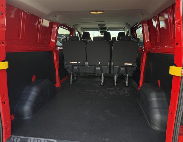 Ford Transit Custom 12