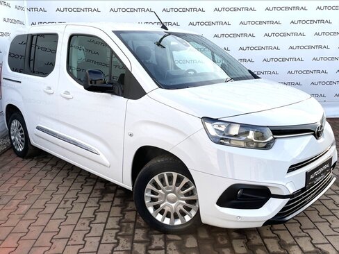 Toyota ProAce City Verso MPV 1,2 l 81 kw