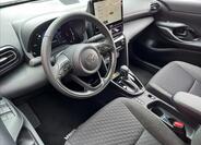 Toyota Yaris Cross 8