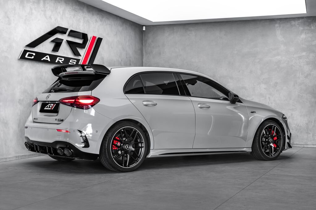 Mercedes-Benz Třídy A Hatchback 2,0 l 310 kw