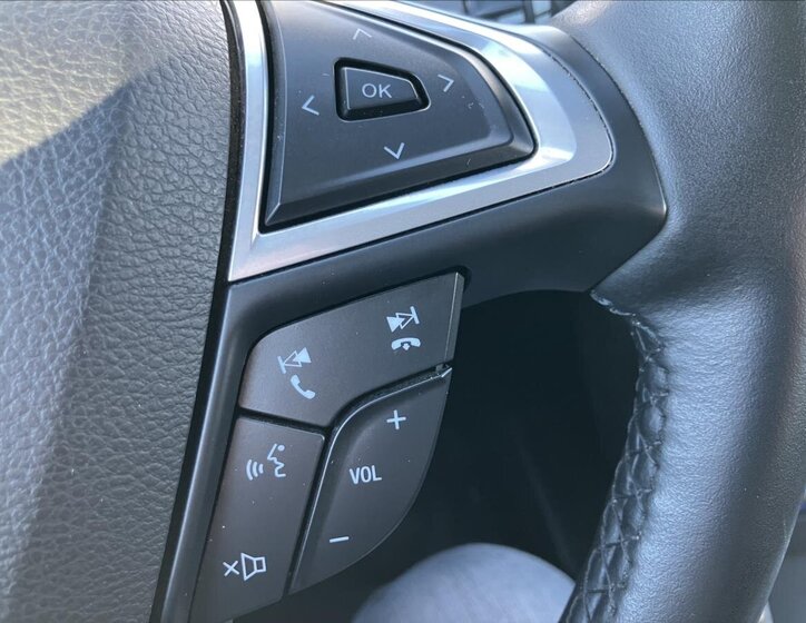 Ford S-MAX MPV 2,0 l 110 kw