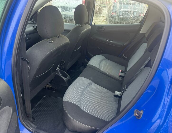 Peugeot 206 7