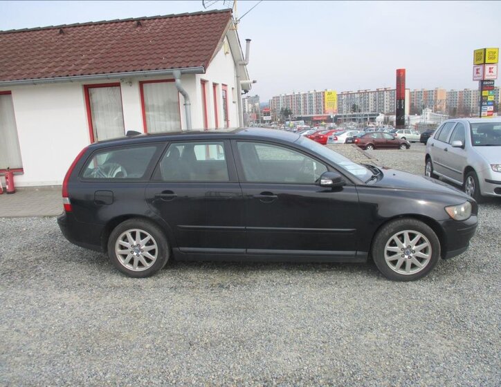 Volvo V50 Kombi 2,0 l 100 kw